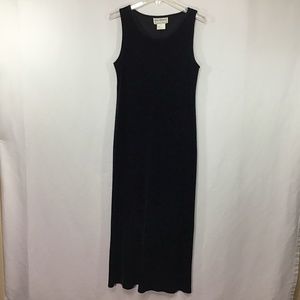 Karin Stevens Simple Sleeveless Black Velvet Dress